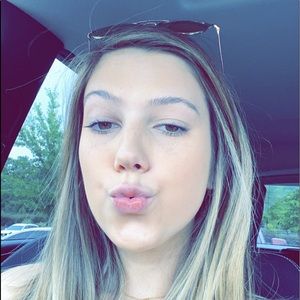 Meet your Posher, Allison